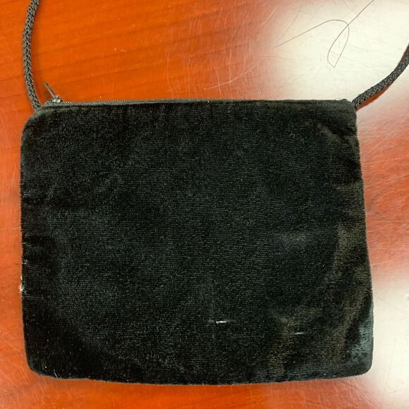 Vintage Black Velvet Floral Embroidered Bag - Picture 3 of 4